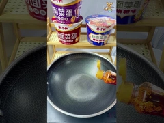 Masa netto 208g Chińskie szybkie nudle i makaron ryżowy z pełnym jajkiem, smak ślimaczych nudli