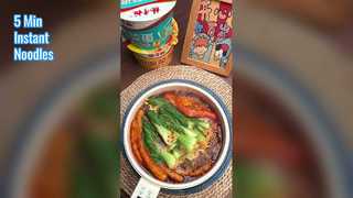 5-minutowy makaron ze słodkich ziemniaków Szybki posiłek chiński