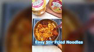 Gotowanie smażonego makaronu w ten sposób jest naprawdę pyszne