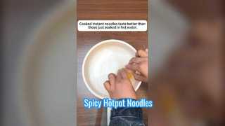 Pikantny makaron błyskawiczny Chongqing o smaku Hotpot