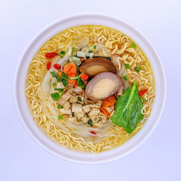 Bogaty smak soku pikantne instant makarony chińskie smaki vermicelli i makarony jaj