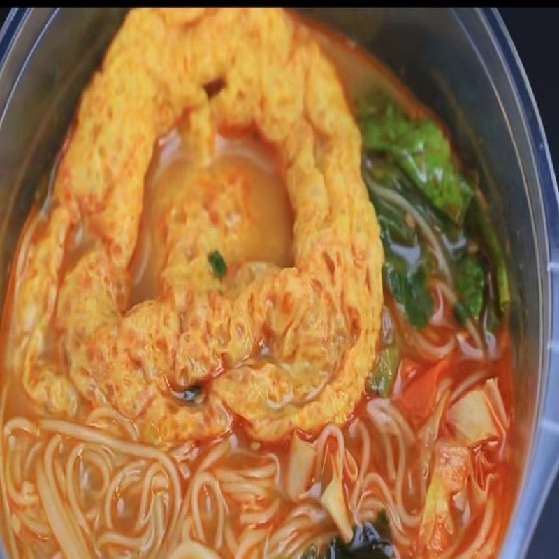 Hongkong Style Fat Juice Smakowane instant noodle bardzo pikantne i trochę słodkie chińskie makaron chińskie jedzenie